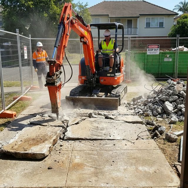 Controlled structural teardown and site clearing